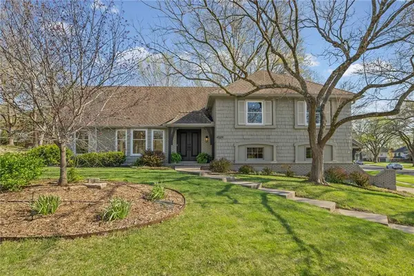 4509 W 93rd Street, Prairie Village, KS 66207