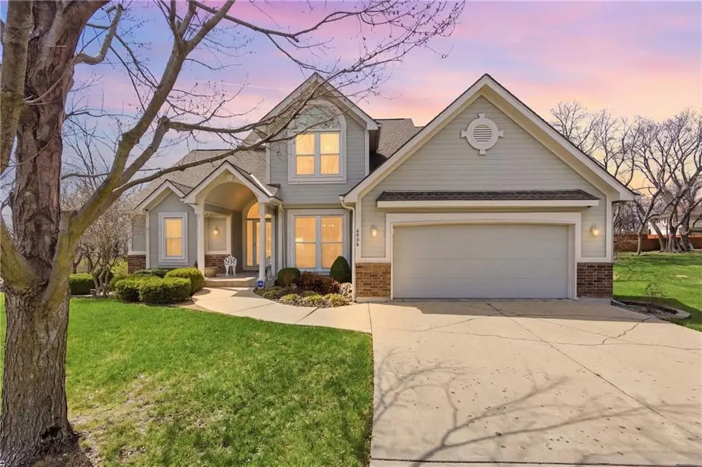 6906 N Bellefontaine Avenue, Gladstone, MO 64119 - #1