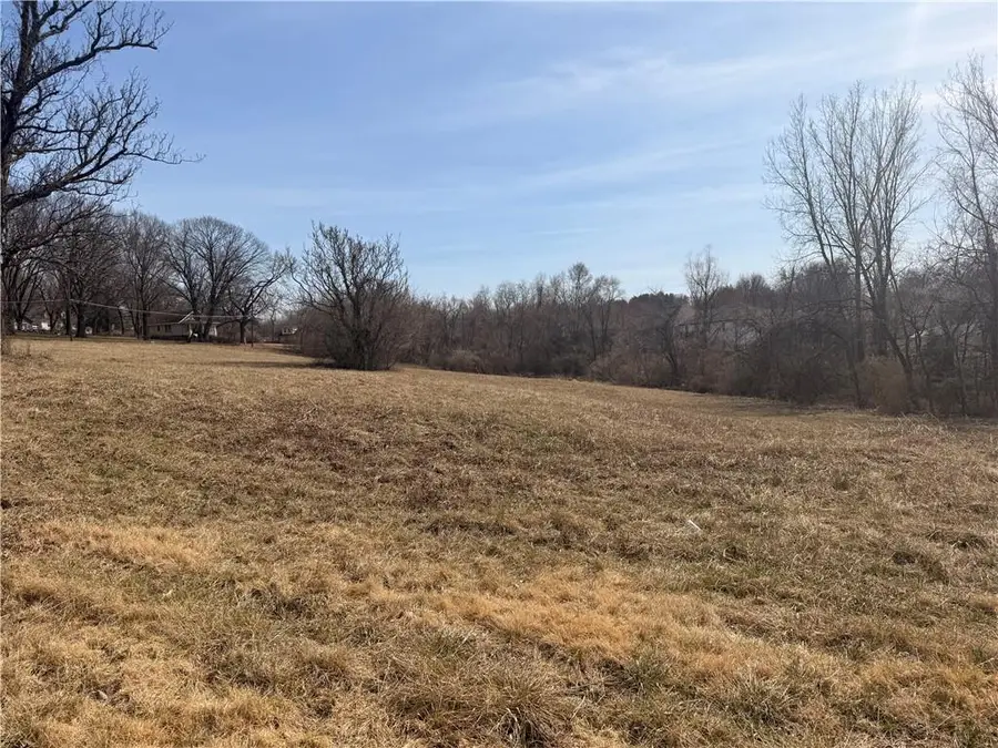 S 11th St Road, Saint Joseph, MO 64503 - #3