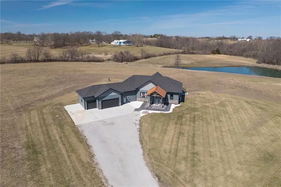 7300 80th Road, Saint Joseph, MO 64507 - #3