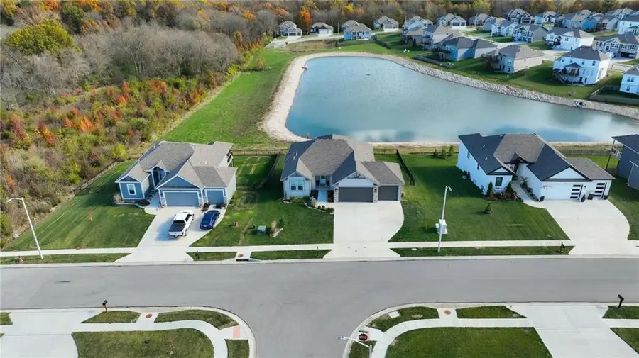 11827 N Manning Avenue, Kansas City, MO 64157 - #3