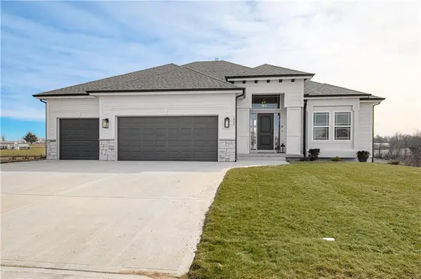 1027 Fir Lane, Liberty, MO 64068