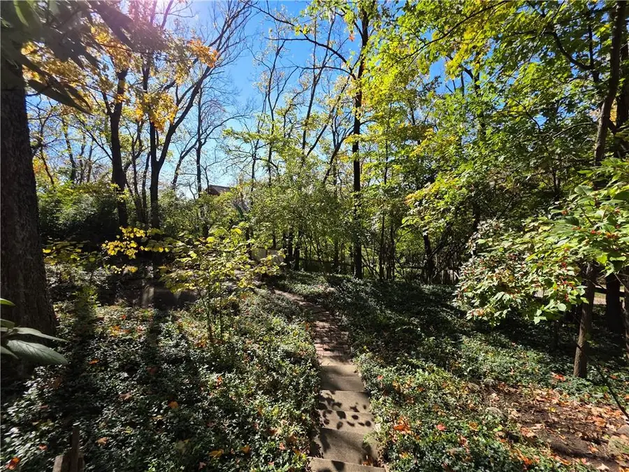 1616 Louisiana Street, Lawrence, KS 66044 - #3