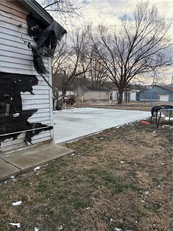 3010 S 19th Street, Saint Joseph, MO 64503 - #3