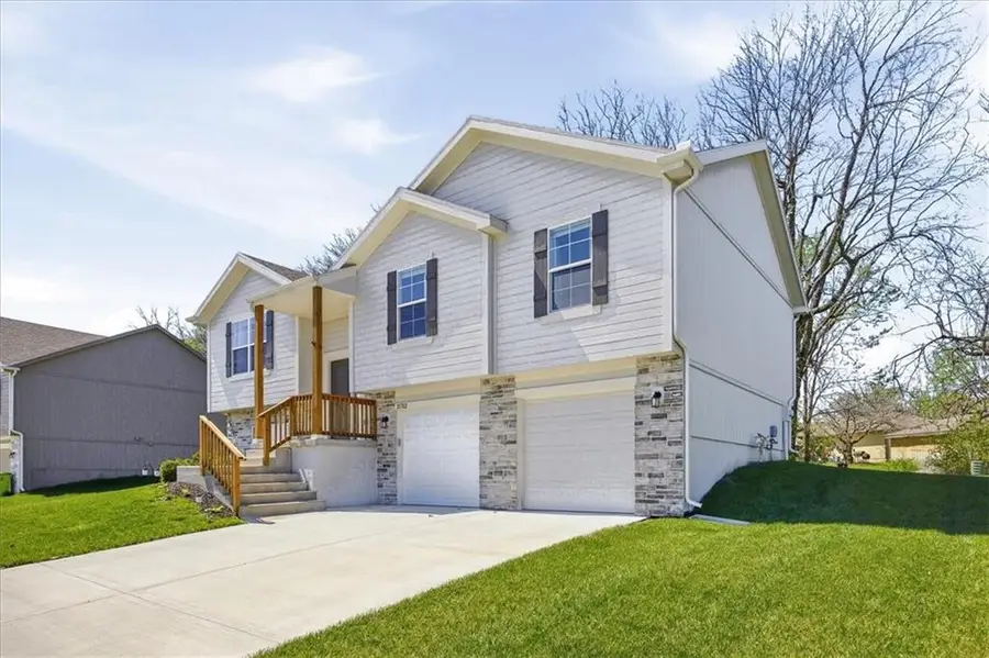 21702 Westover Road, Peculiar, MO 64078 - #3