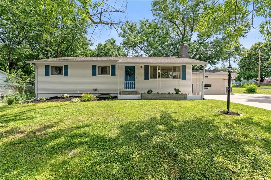 1501 NE 67th Place, Gladstone, MO 64118 - #1