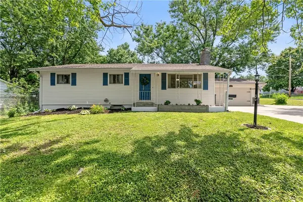 1501 NE 67th Place, Gladstone, MO 64118