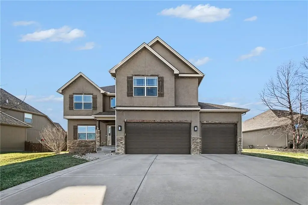 1058 SW Conch Way, Lees Summit, MO 64064 - #1