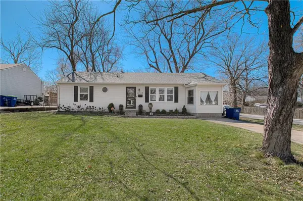 11315 W 68th Street, Shawnee, KS 66203