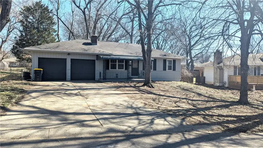 11705 Belmont Avenue, Kansas City, MO 64134 - #2