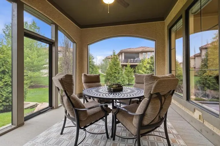 3214 W 137th Street, Leawood, KS 66224 - #3