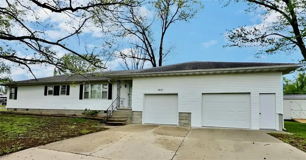 1201 S 1st Street, El Dorado Springs, MO 64744 - #1