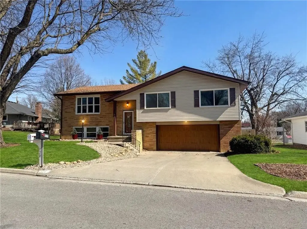 117 S Grand Avenue, Maryville, MO 64468 - #1