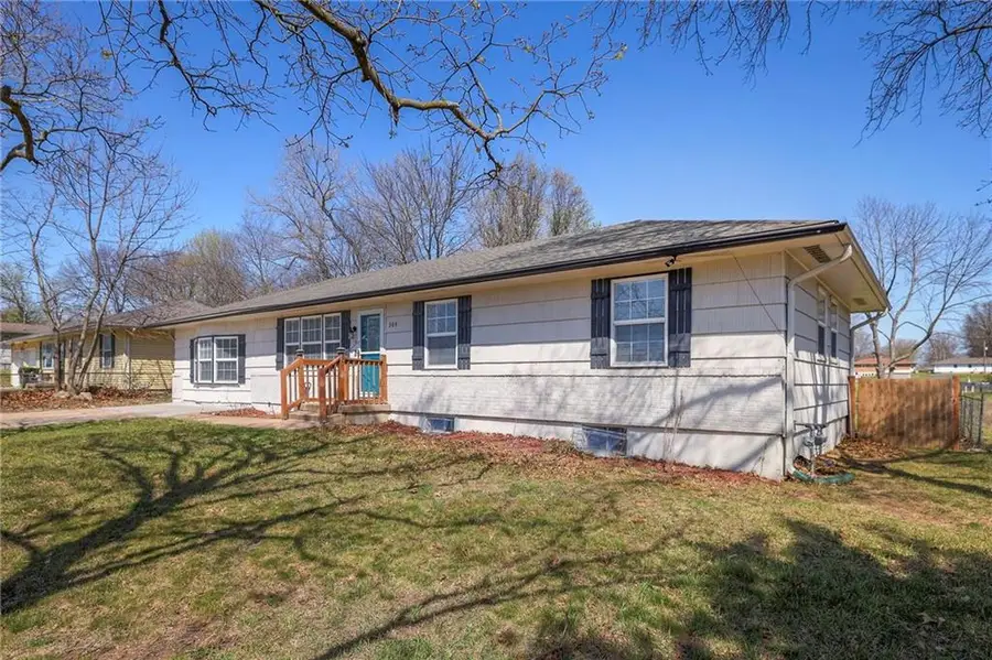 304 E South Street, Harrisonville, MO 64701 - #3