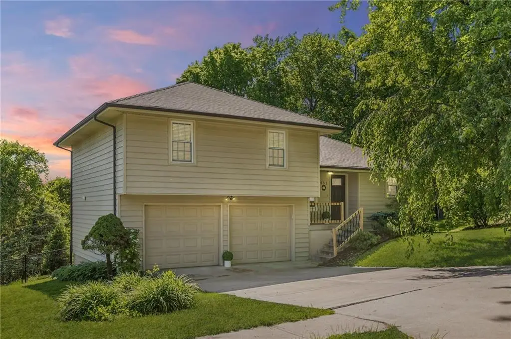 631 Cosby Street, Liberty, MO 64068 - #1