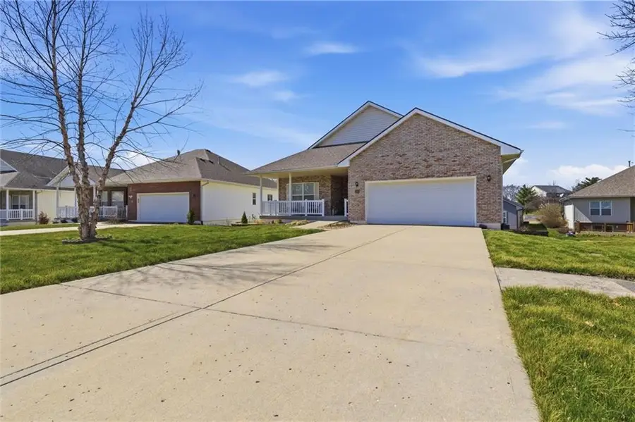 408 Victoria Avenue, Excelsior Springs, MO 64024 - #3