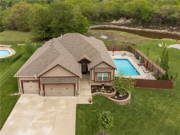 4411 SE Lariat Drive, Lee's Summit, MO 64082