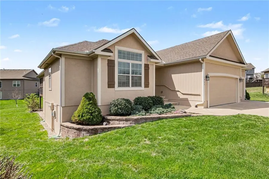 3945 NW 97th Street, Kansas City, MO 64154 - #2