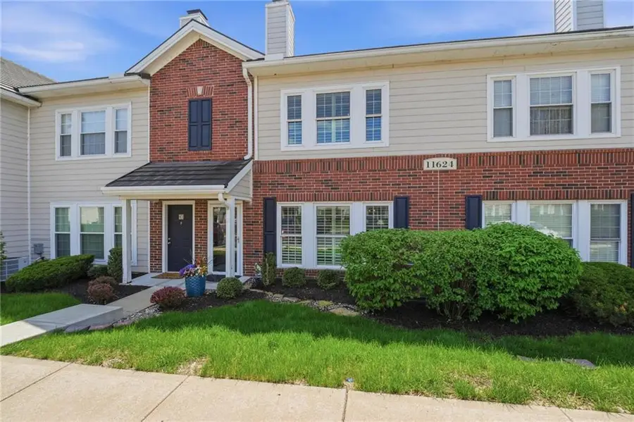 11624 Tomahawk Creek Parkway #D, Leawood, KS 66211 - #3