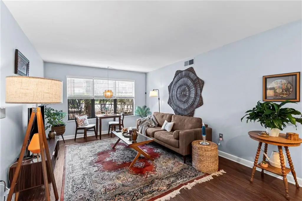 925 Washington Street #101, Kansas City, MO 64105 - #1