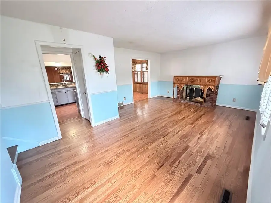 4942 N College Avenue, Kansas City, MO 64119 - #3