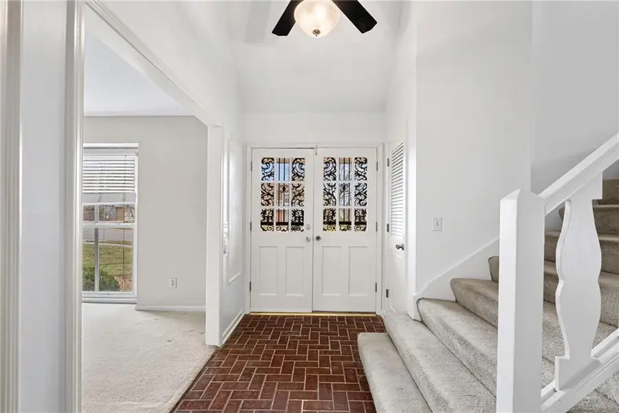 11618 Cherry Street, Kansas City, MO 64114 - #3