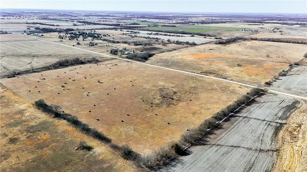 00000 2300 Road, Chanute, KS 66720 - #1