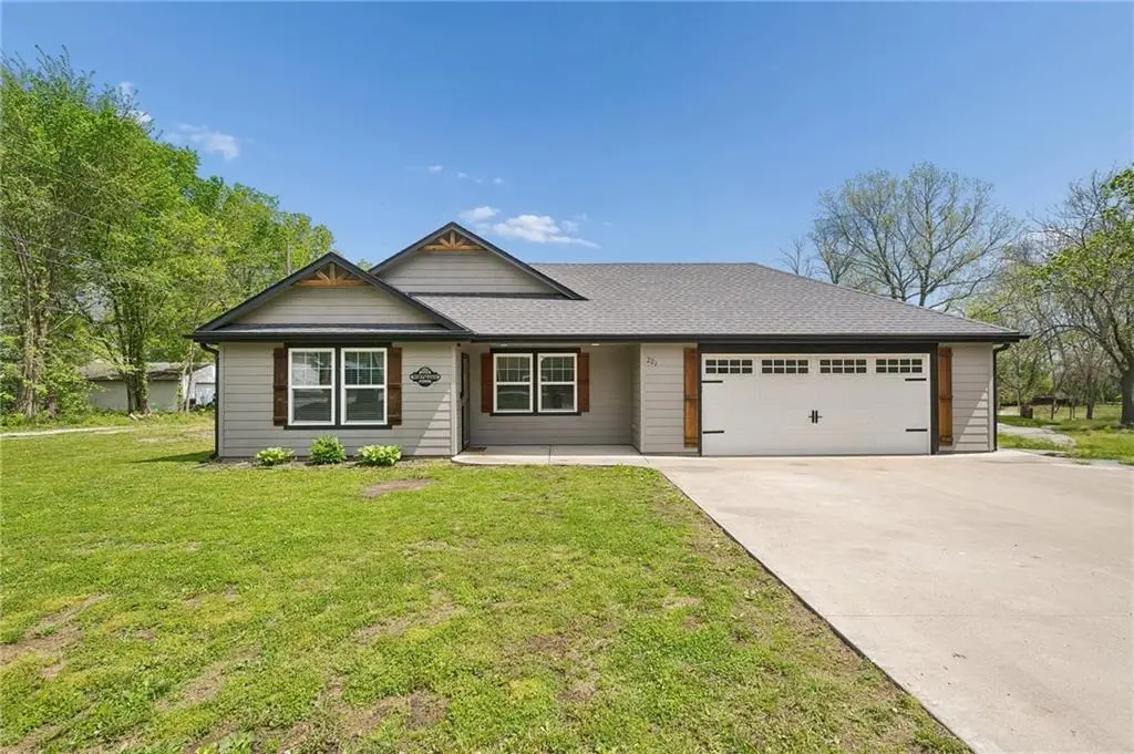 221 S 3rd Street, Drexel, MO 64742 - #1