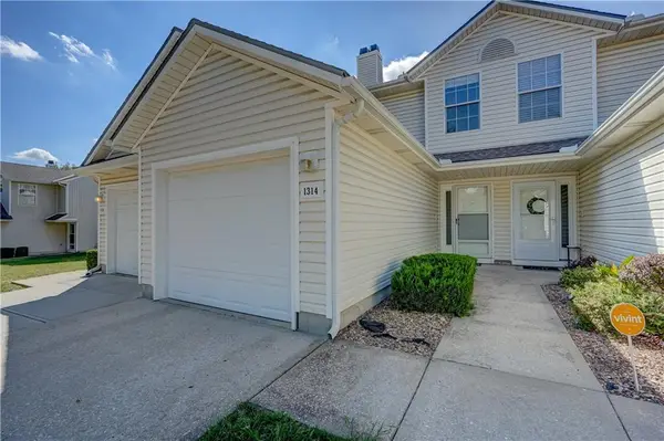 1314 SE Norwood Drive, Lee's Summit, MO 64081