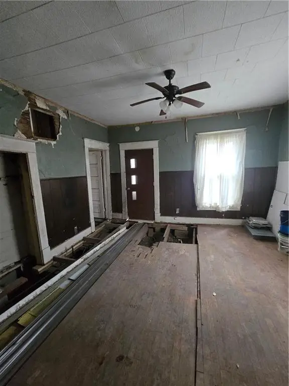 705 N New York Avenue, Sedalia, MO 65301 - #2