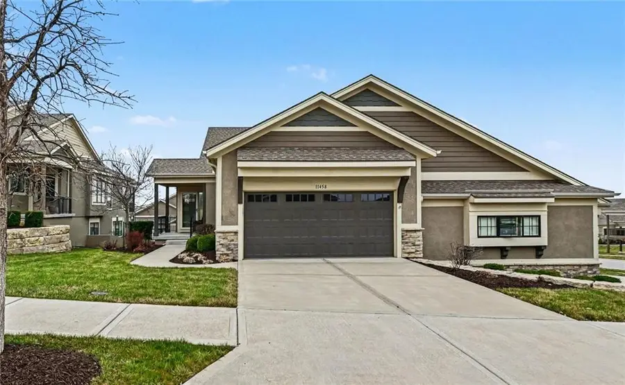 11458 S Waterford Drive, Olathe, KS 66061 - #2