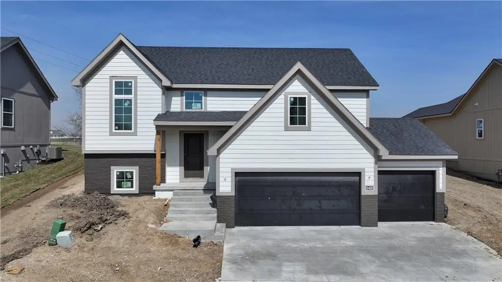 6410 NW 98th Street, Kansas City, MO 64153 - #1