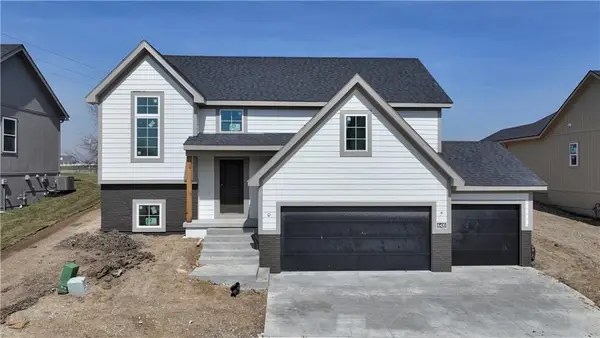 6410 NW 98th Street, Kansas City, MO 64153