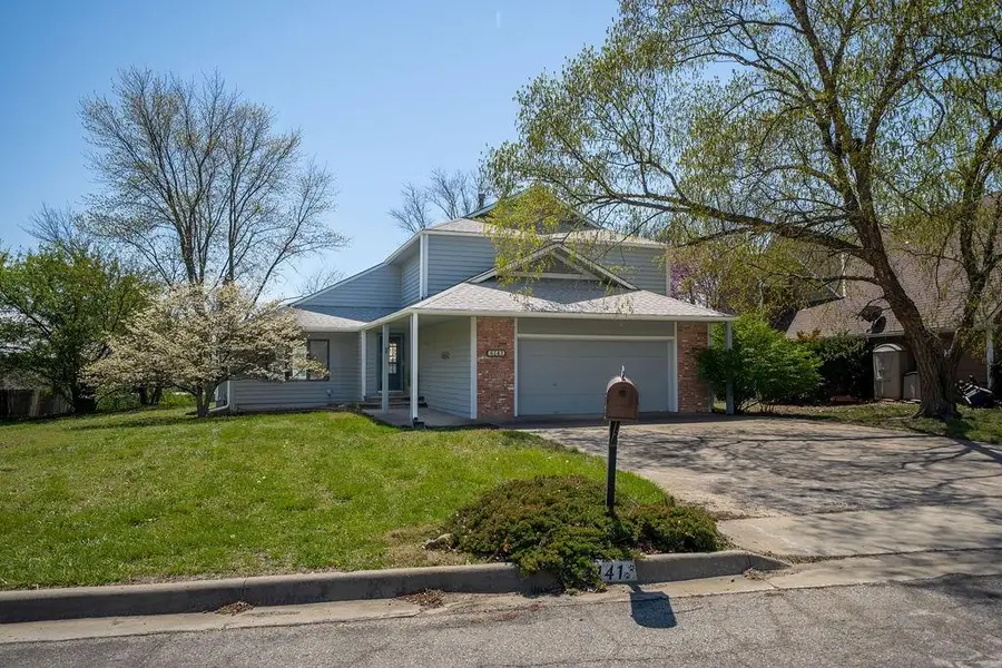 4141 Wimbledon Circle, Lawrence, KS 66047 - #3