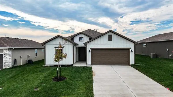 32718 W 176th Terrace, Gardner, KS 66030