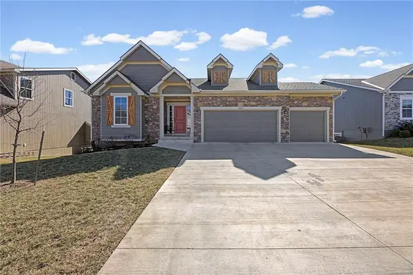 3611 Prairie Clover Court, Lawrence, KS 66049