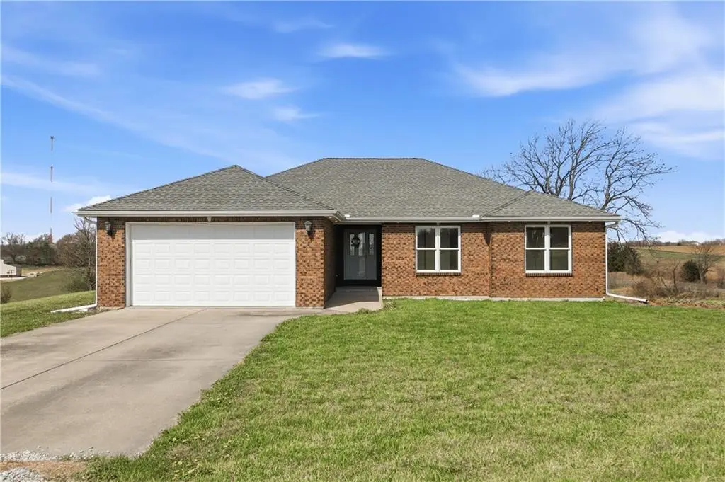 17980 Lakewood Drive, Platte City, MO 64079 - #1