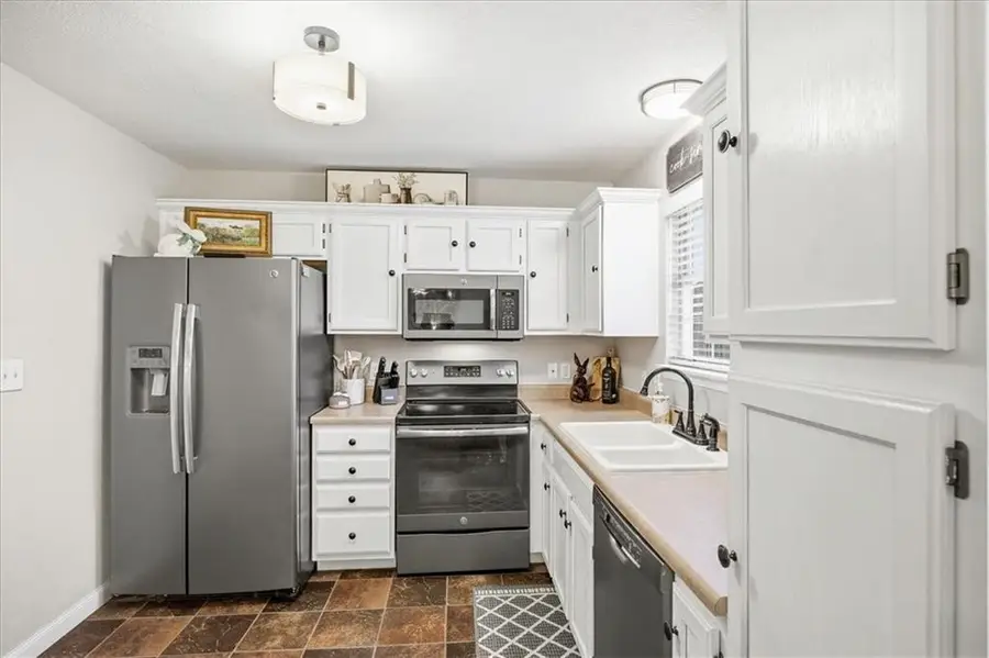 5568 NW Moonlight Meadow Drive, Lees Summit, MO 64064 - #3