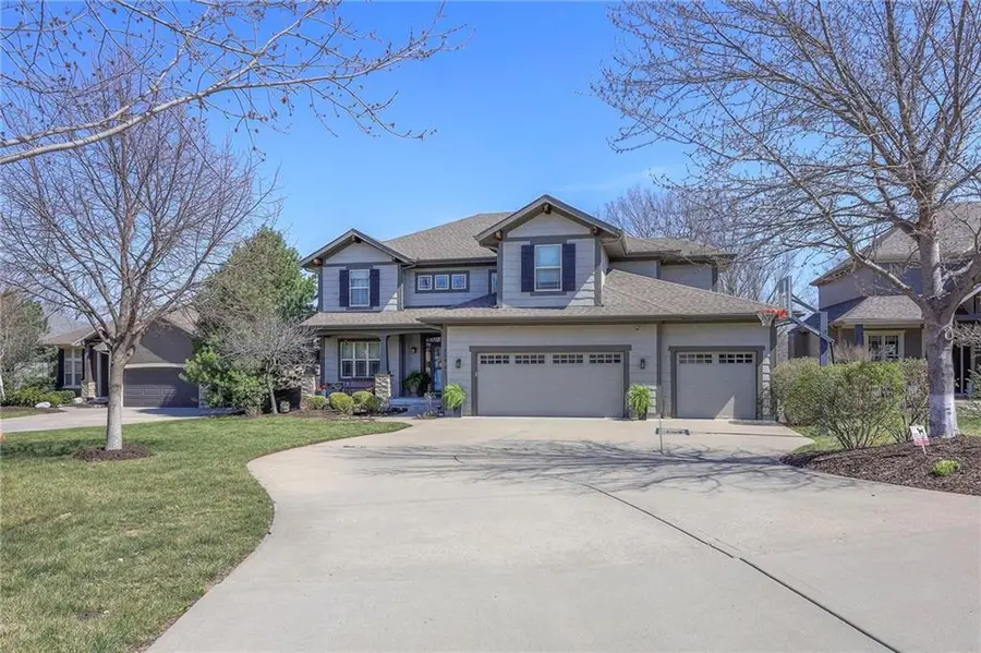 10711 S Appleridge Lane, Olathe, KS 66061 - #2