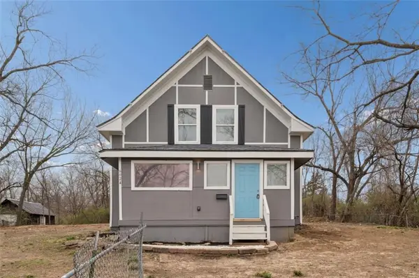 6024 Elmwood Avenue, Kansas City, MO 64130