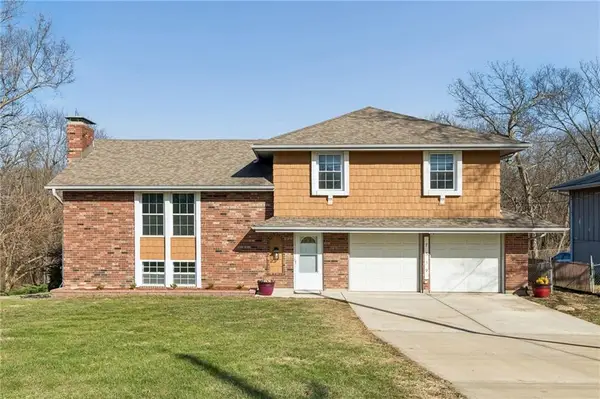 7539 Westridge Road, Raytown, MO 64138