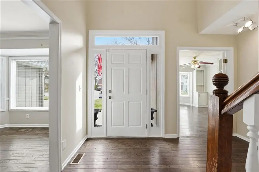 5118 N Monroe Avenue, Kansas City, MO 64119 - #2