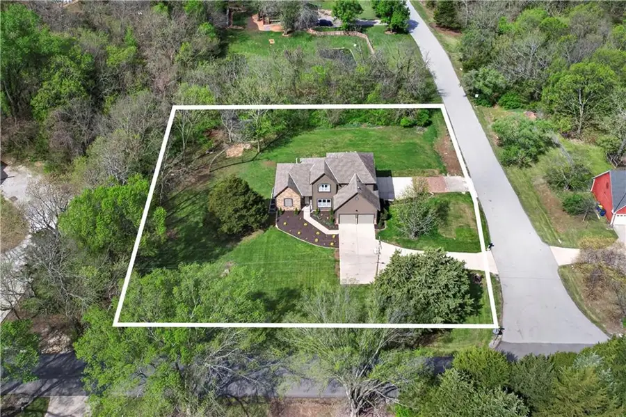 30305 W 84th Terrace, De Soto, KS 66018 - #3