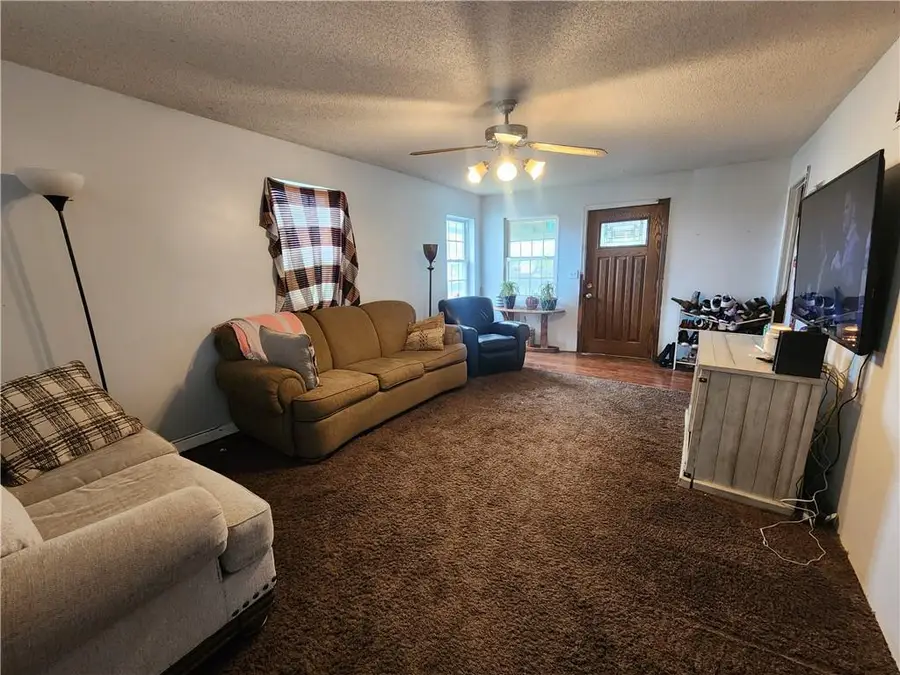40 Munger Avenue, Kansas City, MO 64119 - #2