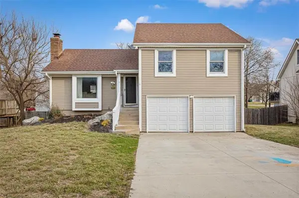 210 N 14th Street, Louisburg, KS 66053