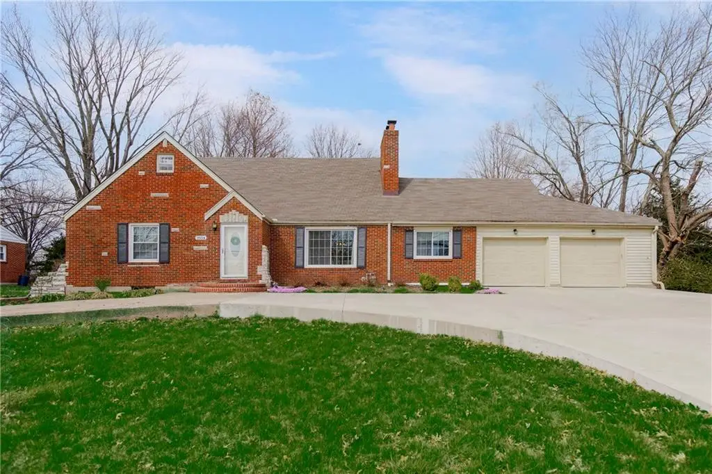 1804 W Liberty Drive, Liberty, MO 64068 - #1