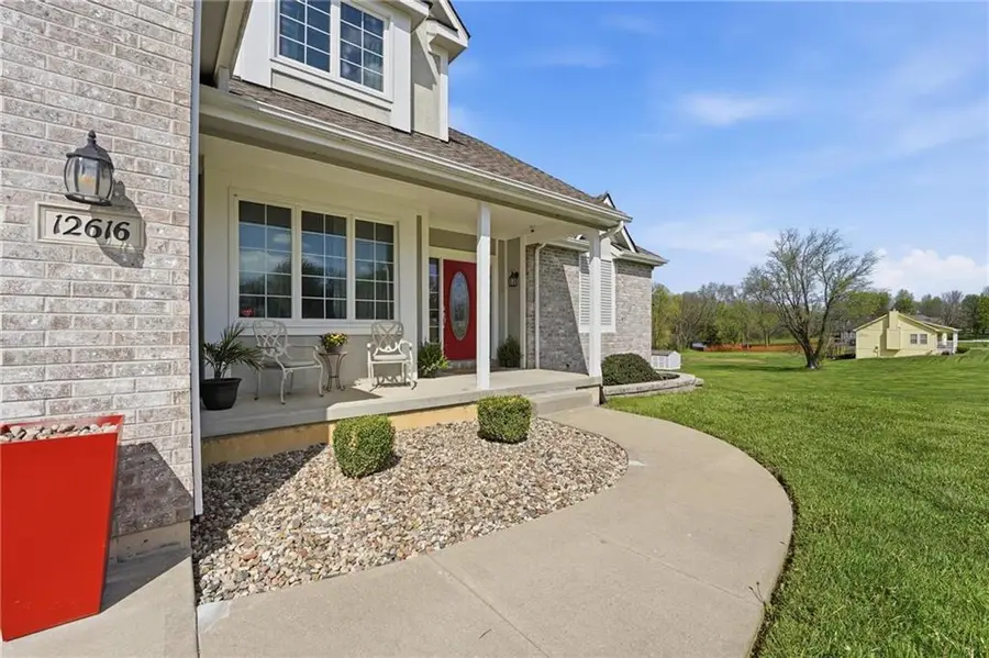 12616 Donahoo Road, Kansas City, KS 66109 - #2