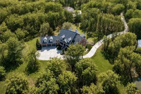 8200 W 172nd Terrace, Stilwell, KS 66085