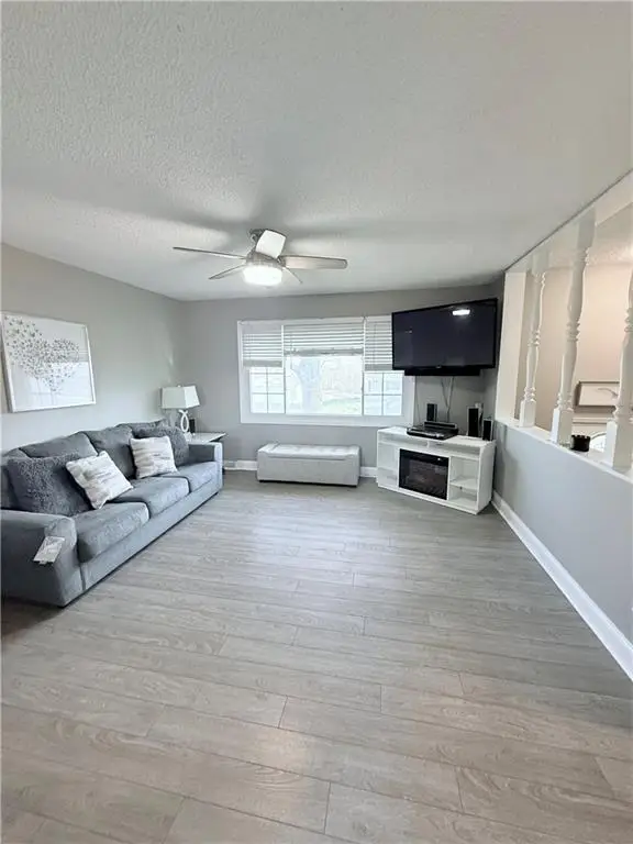 503 W Elk Street, Savannah, MO 64485 - #2