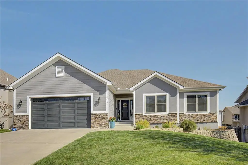 2315 NW Hedgewood Drive, Grain Valley, MO 64029 - #1
